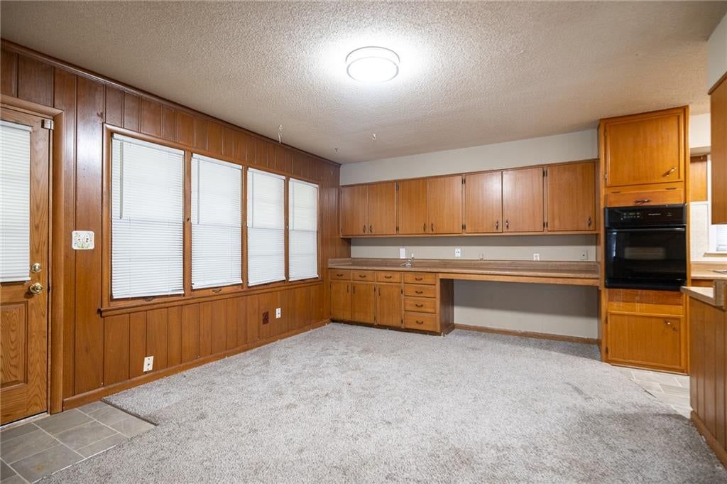 Photo 9 of 21 - 5444 N Cypress Avenue, Kansas City, MO 64119