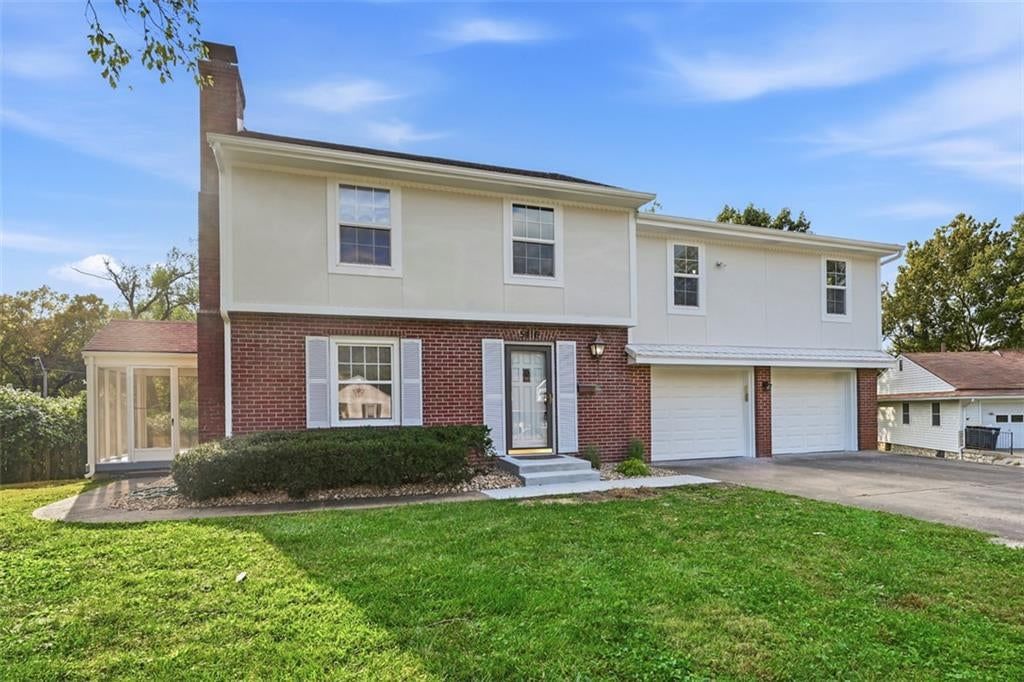 5416 NE Circle Drive, Kansas City, MO: listing photo 2