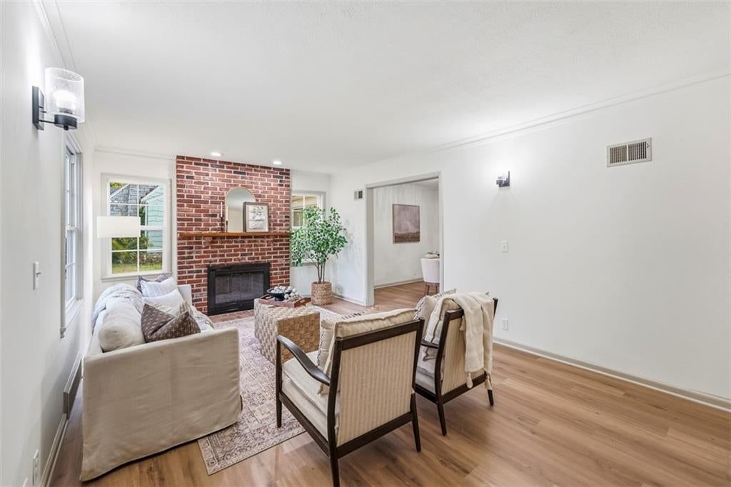 5416 NE Circle Drive, Kansas City, MO: listing photo 3