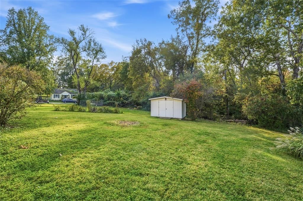 Photo 38 of 40 - 5416 NE Circle Drive, Kansas City, MO 64119