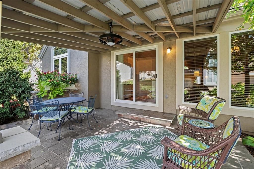 Photo 32 of 38 - 12310 England Street, Overland Park, KS 66213
