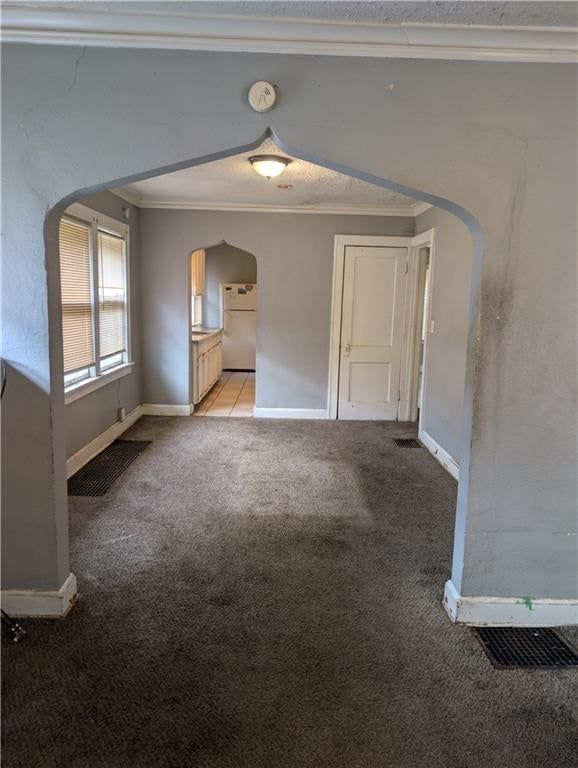 Photo 4 of 23 - 3030 Bales Avenue, Kansas City, MO 64128