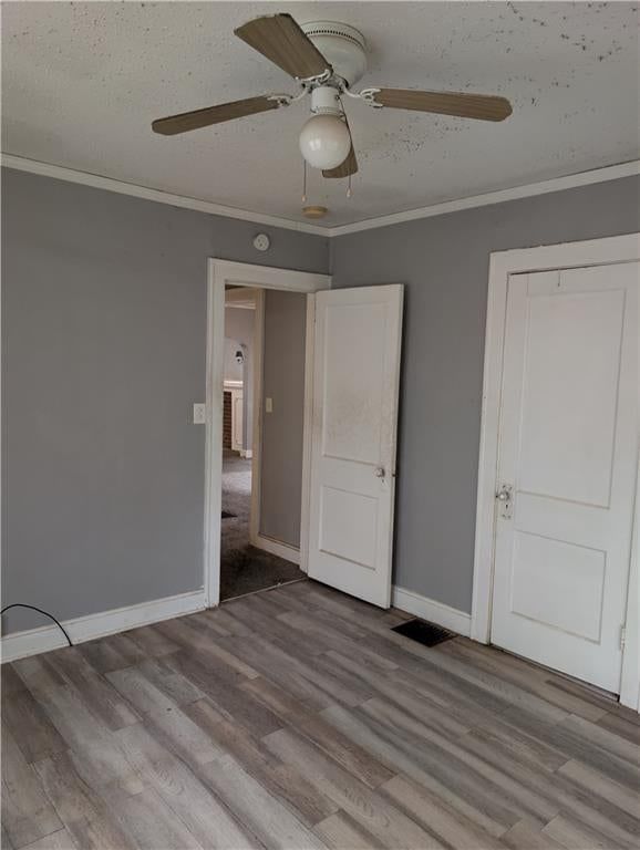 Photo 10 of 23 - 3030 Bales Avenue, Kansas City, MO 64128