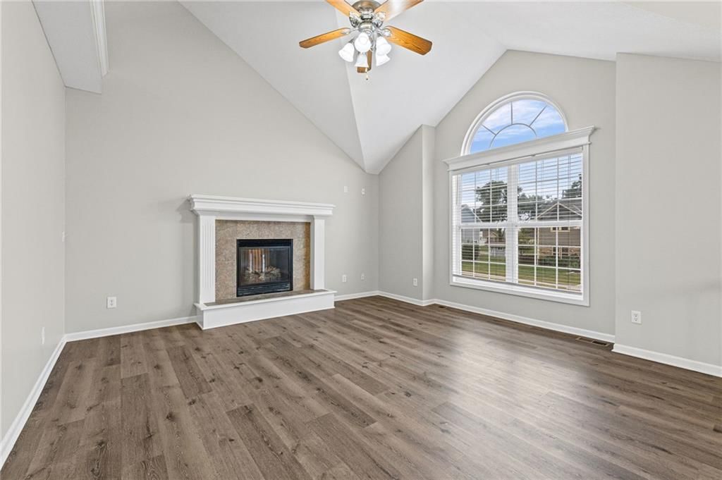 12208 White Oak Street, Peculiar, MO
