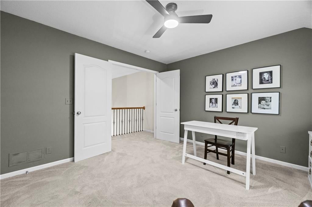 Photo 40 of 62 - 13252 Falmouth Street, Leawood, KS 66209
