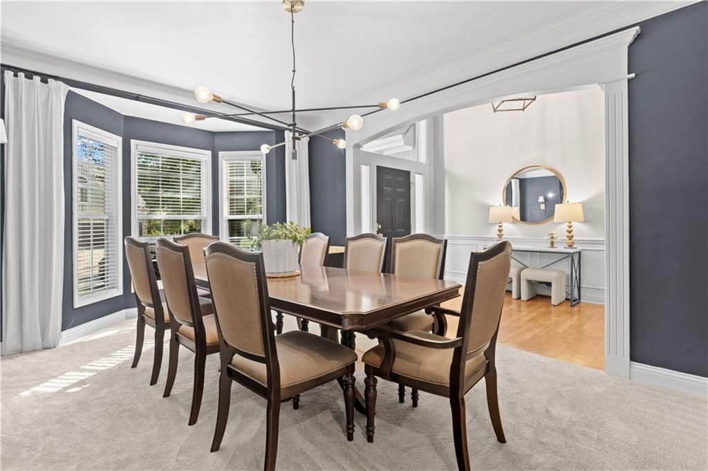 Photo 5 of 62 - 13252 Falmouth Street, Leawood, KS 66209