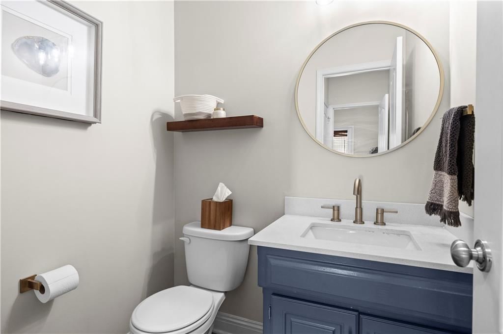 Photo 23 of 62, 13252 Falmouth Street, Leawood, KS 66209
