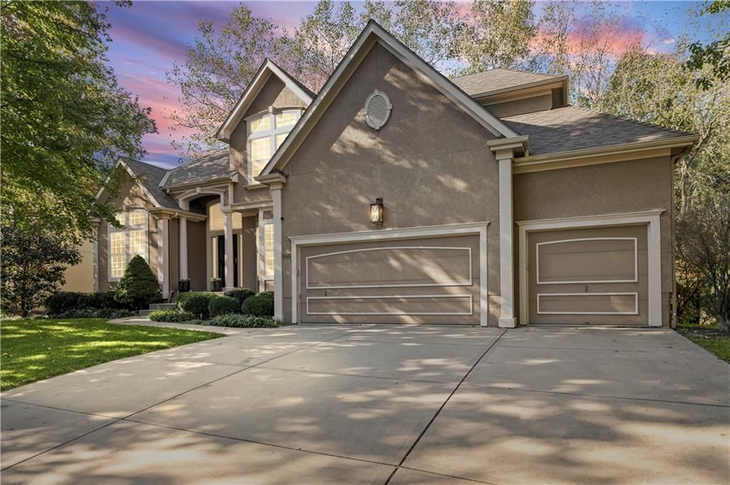 13252 Falmouth Street, Leawood, KS