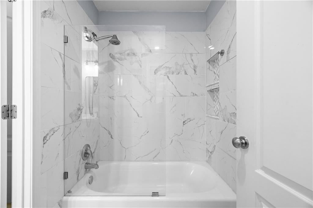 Photo 35 of 62, 13252 Falmouth Street, Leawood, KS 66209