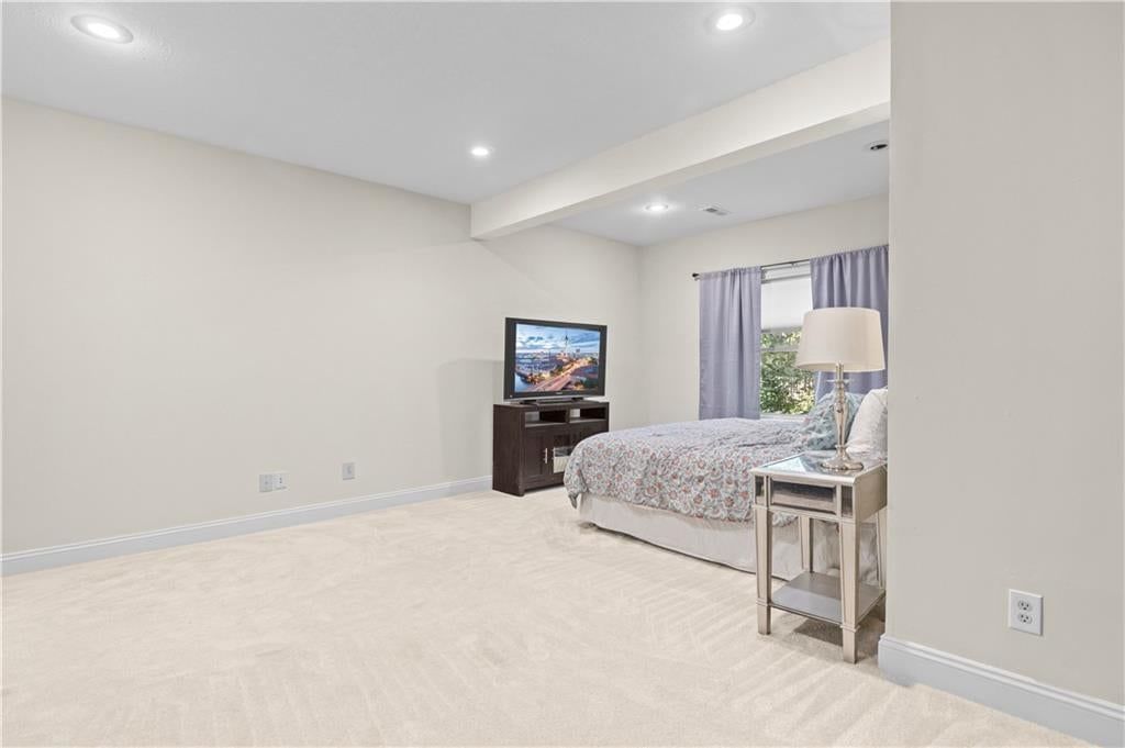Photo 54 of 62 - 13252 Falmouth Street, Leawood, KS 66209