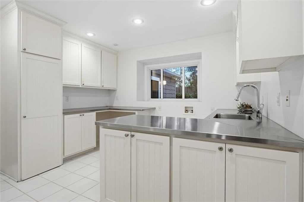 Photo 8 of 36 - 4124 Brookridge Drive, Fairway, KS 66205
