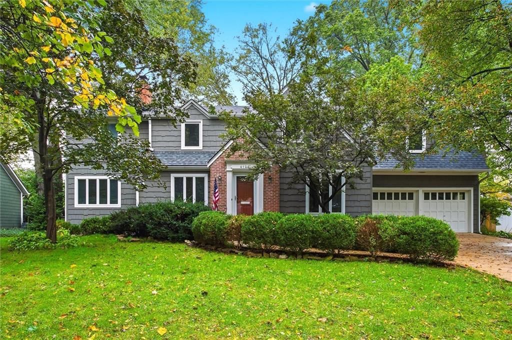 Photo 2 of 36 - 4124 Brookridge Drive, Fairway, KS 66205