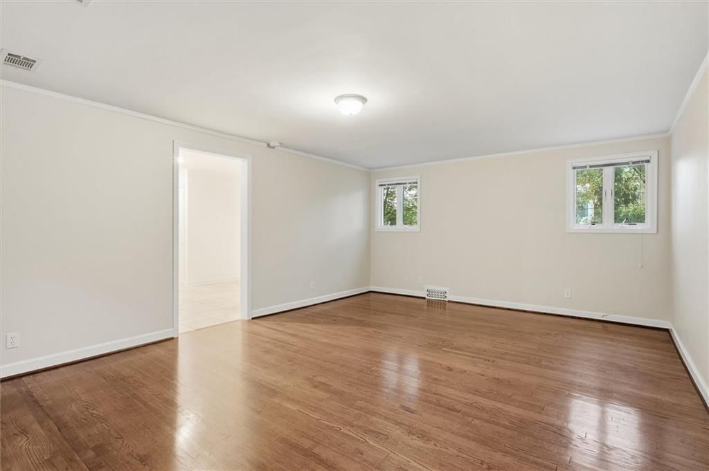 Photo 26 of 36 - 4124 Brookridge Drive, Fairway, KS 66205