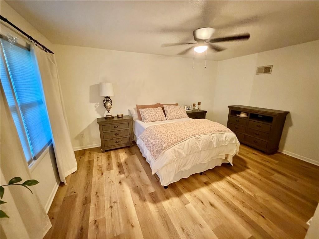 Photo 15 of 25 - 12100 59 Street, Kansas City, MO 64133