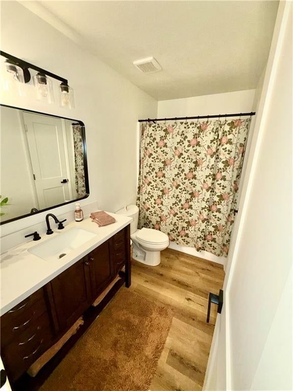 Photo 14 of 25 - 12100 59 Street, Kansas City, MO 64133