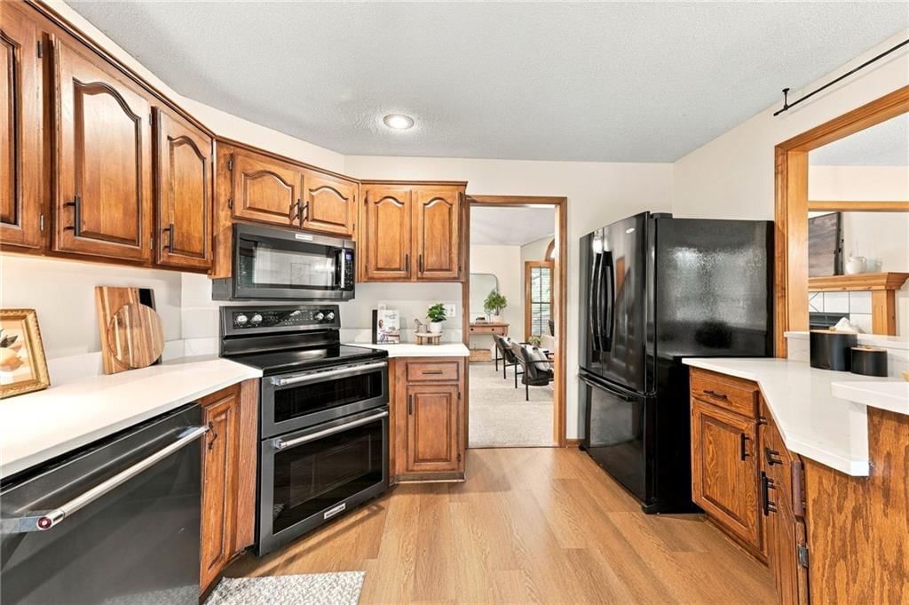 Double oven, kitchen backsplash and subway tile backsplash at 15205 Lamar Avenue, Overland Park, KS 66223
