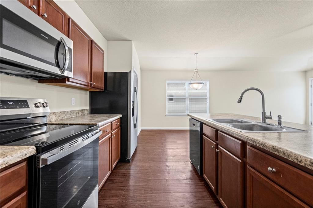 Photo 10 of 31 - 31863 W 172nd Street, Gardner, KS 66030