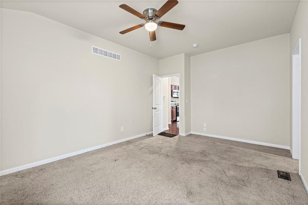 Photo 14 of 31 - 31863 W 172nd Street, Gardner, KS 66030