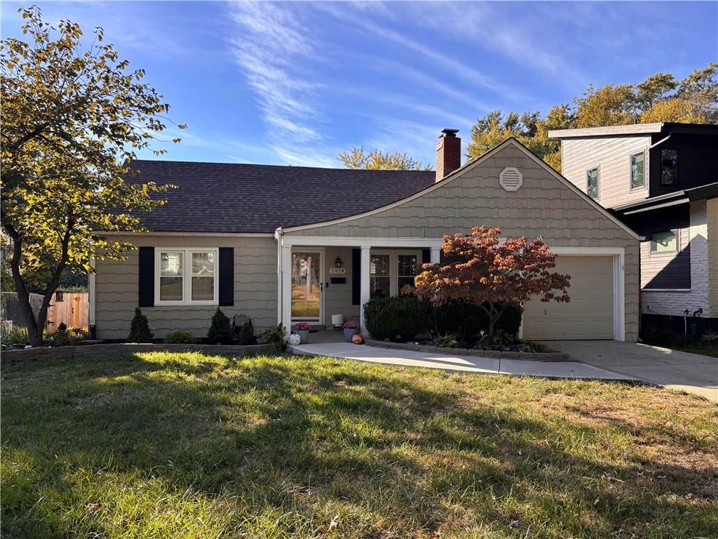 5924 Delmar Street, Fairway, KS: listing photo 2