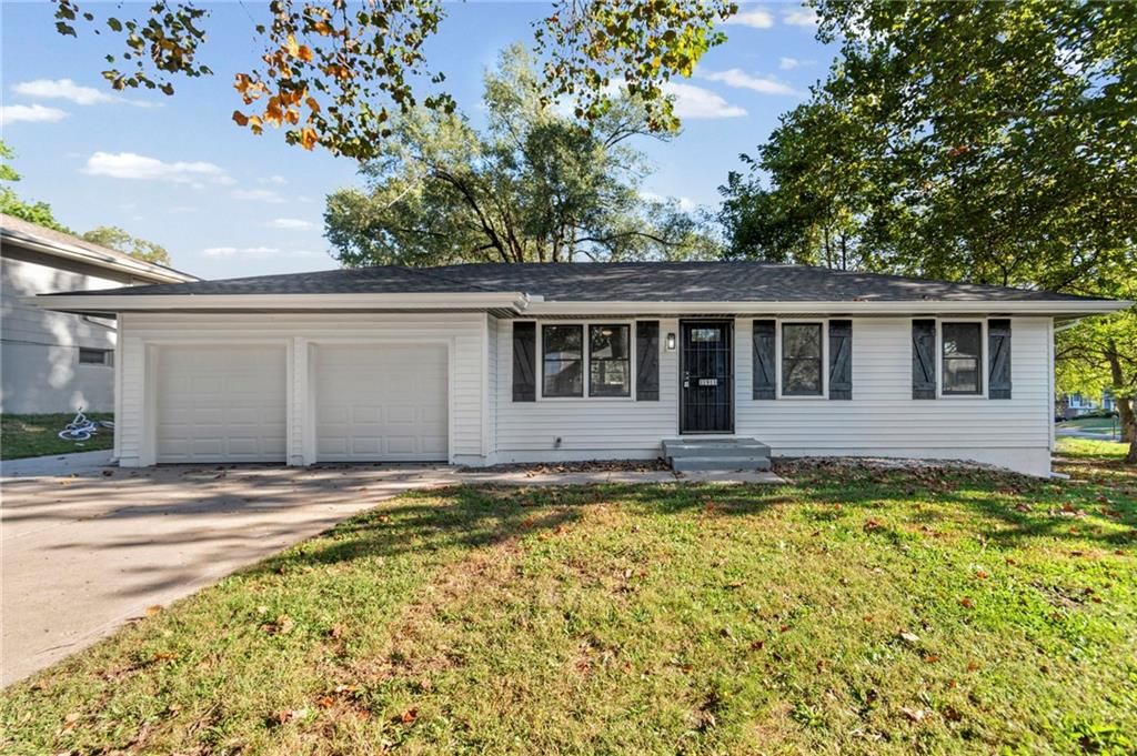 11911 Fremont Avenue, Grandview, MO