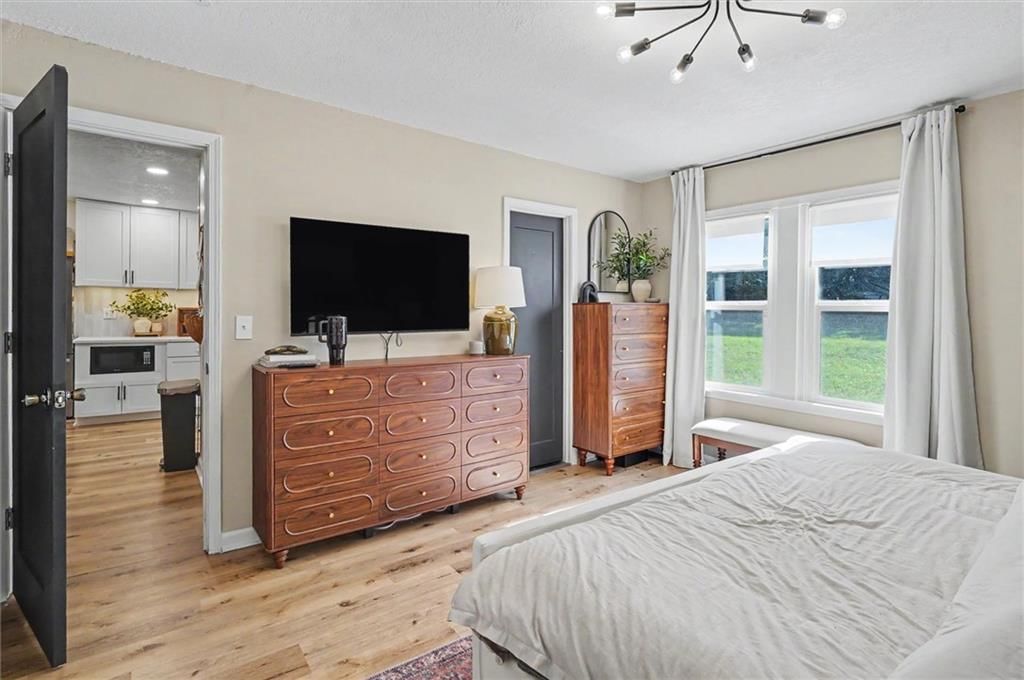 Photo 18 of 37, 8429 W 54th Terrace, Merriam, KS 66202