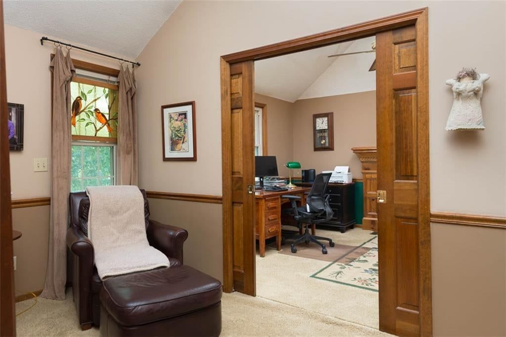 Home office at 719 White Oak Lane, Gladstone, MO 64116