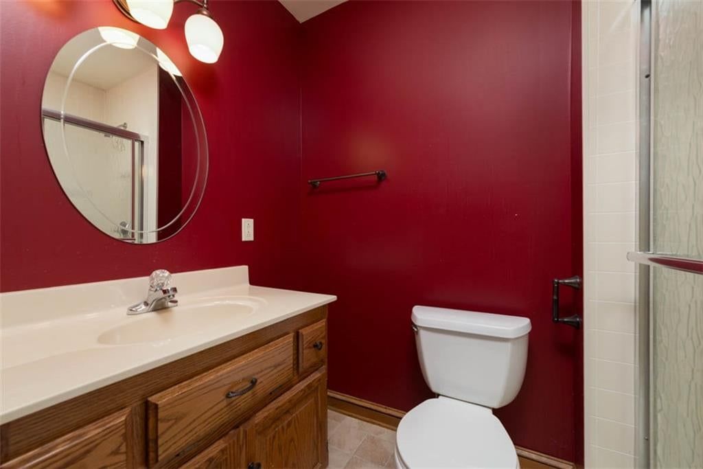 Photo 42 of 51 - 719 White Oak Lane, Gladstone, MO 64116