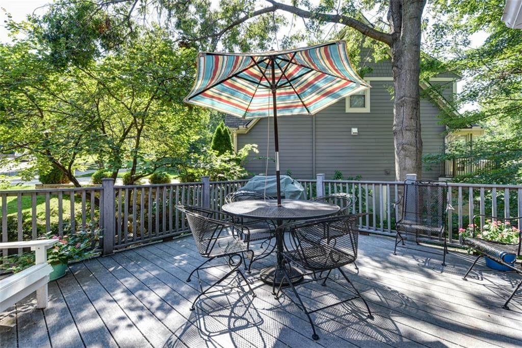 Photo 44 of 51 - 719 White Oak Lane, Gladstone, MO 64116