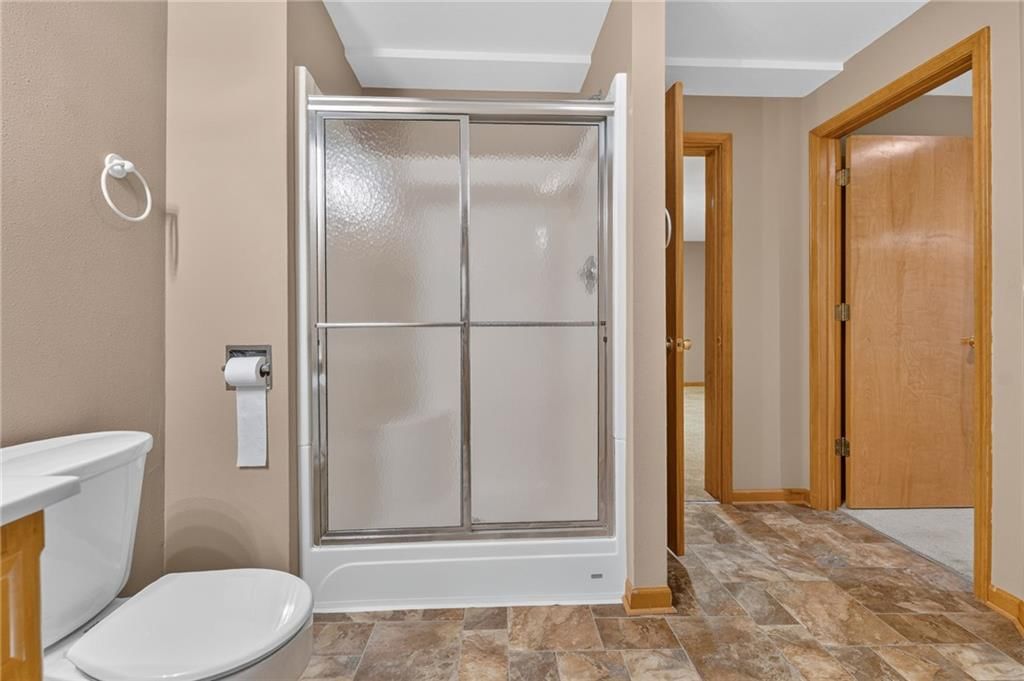 Photo 36 of 36 - 2715 NE 74th Street, Kansas City, MO 64119