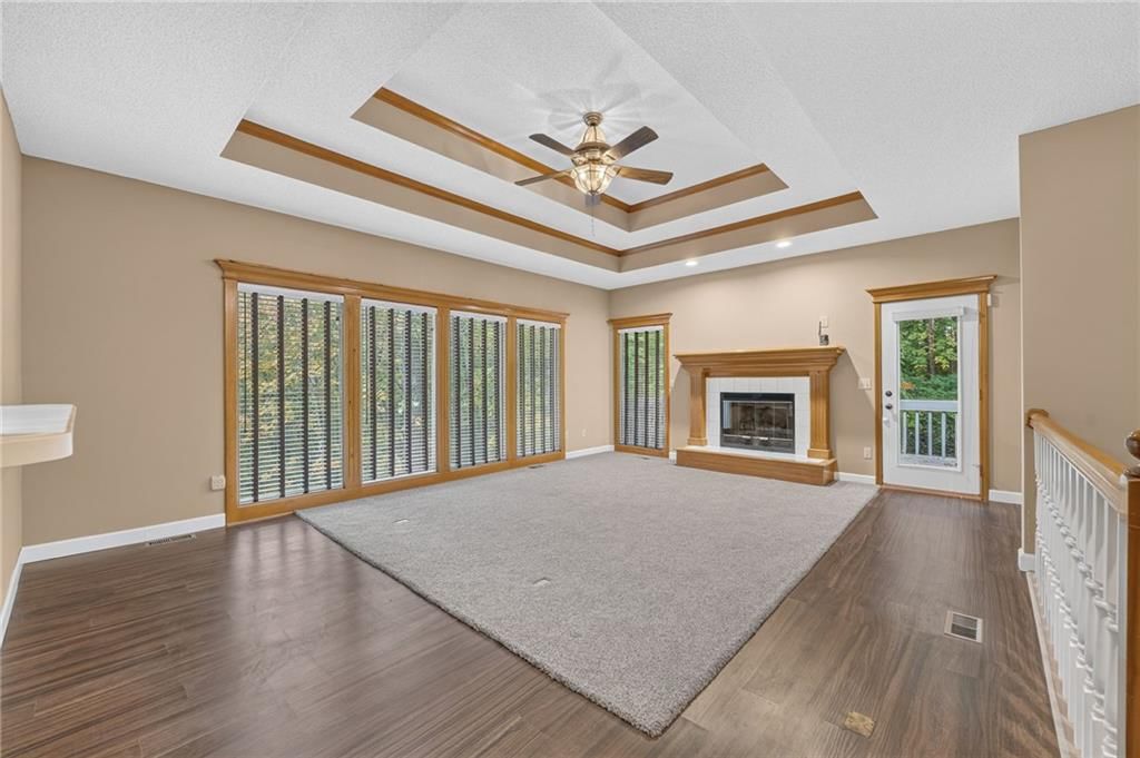 Photo 9 of 36 - 2715 NE 74th Street, Kansas City, MO 64119