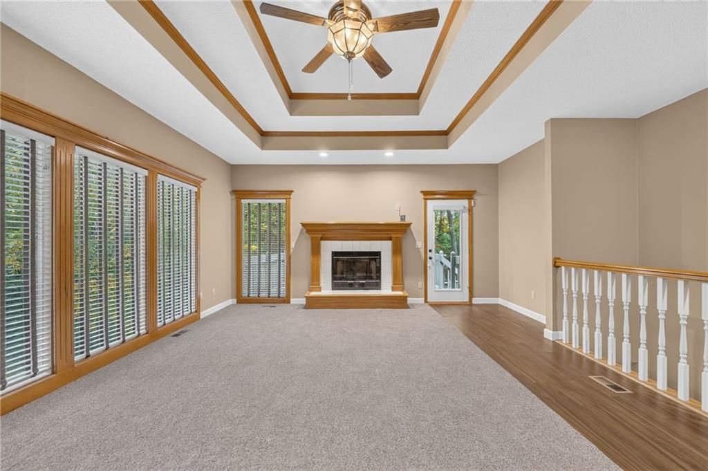Photo 11 of 36 - 2715 NE 74th Street, Kansas City, MO 64119