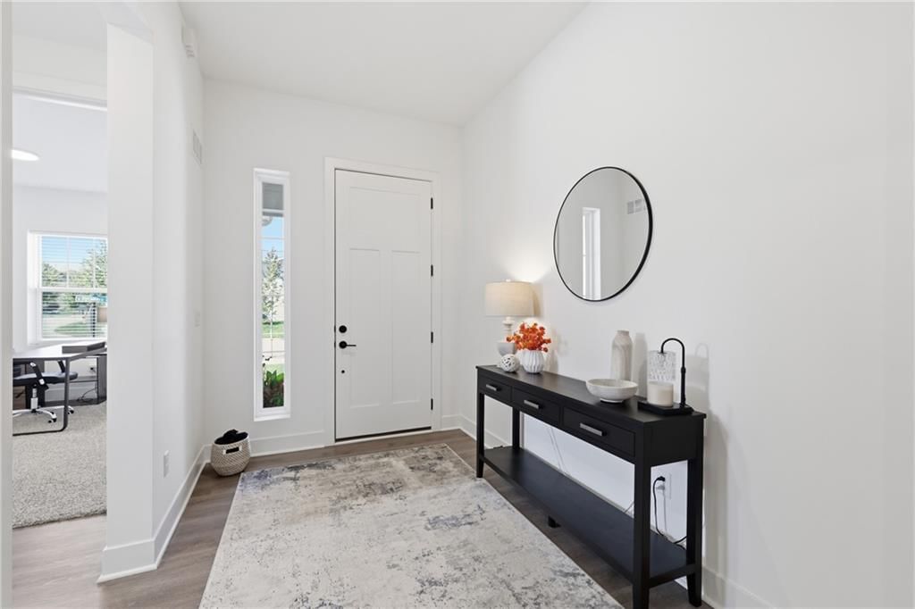 8015 N Sycamore Avenue, Kansas City, MO: listing photo 2