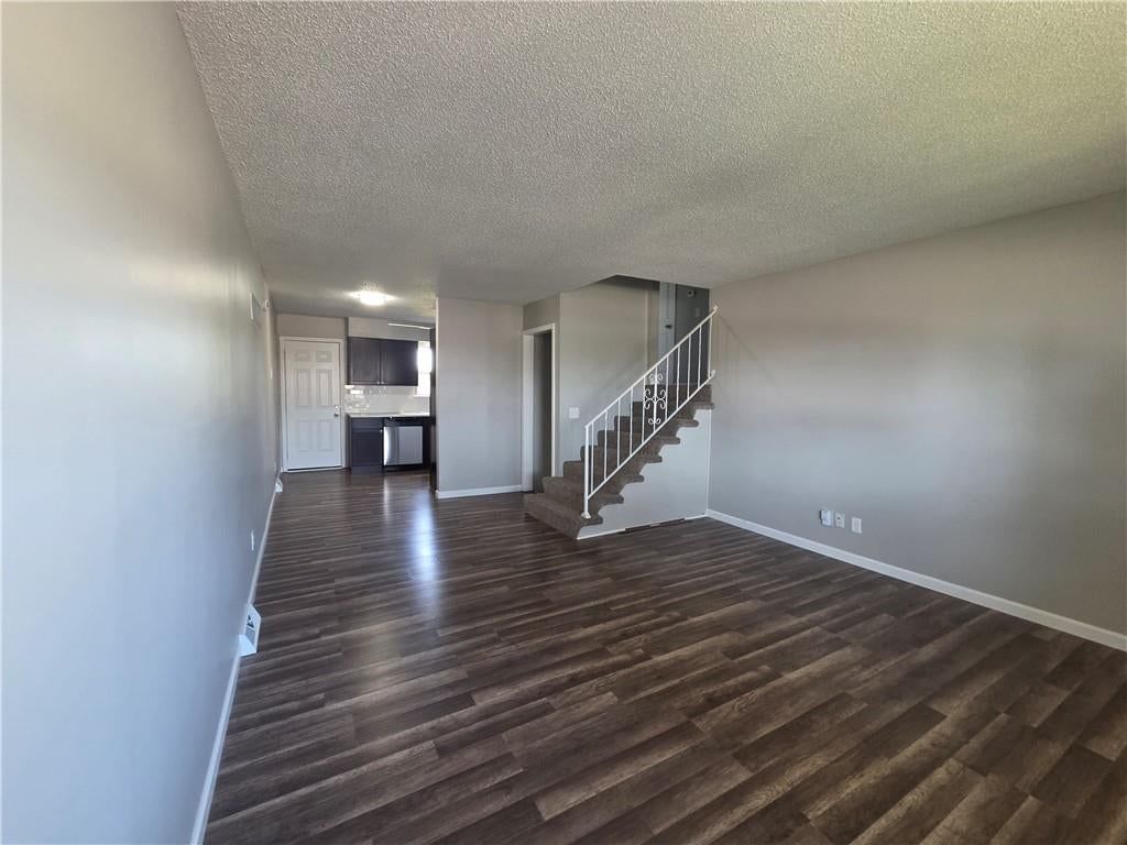 909 N JAN MAR Street, Olathe, KS: listing photo 2