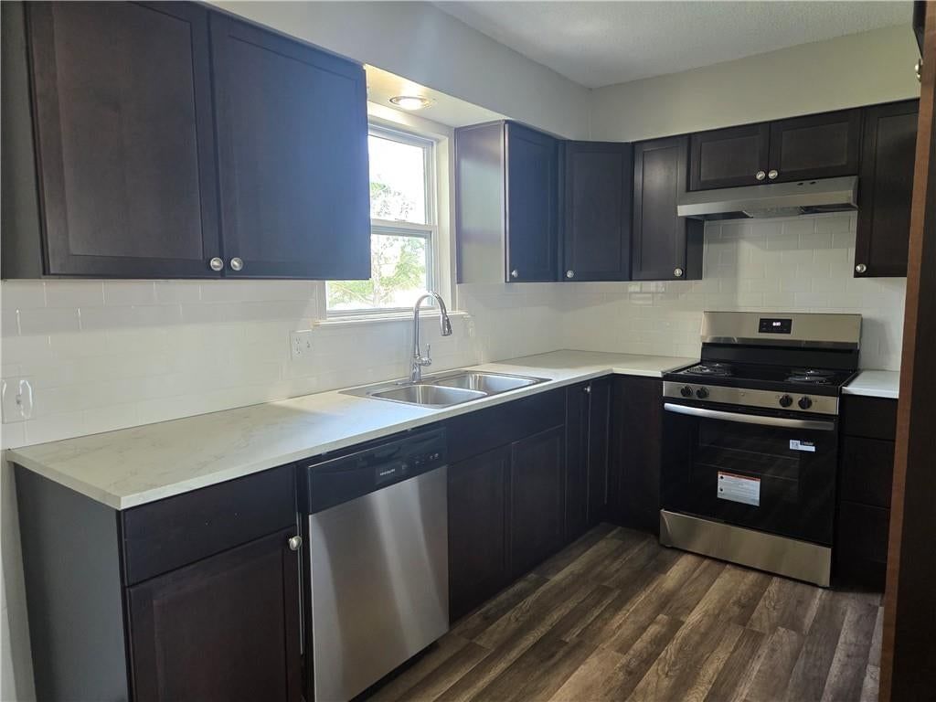 909 N JAN MAR Street, Olathe, KS: listing photo 3