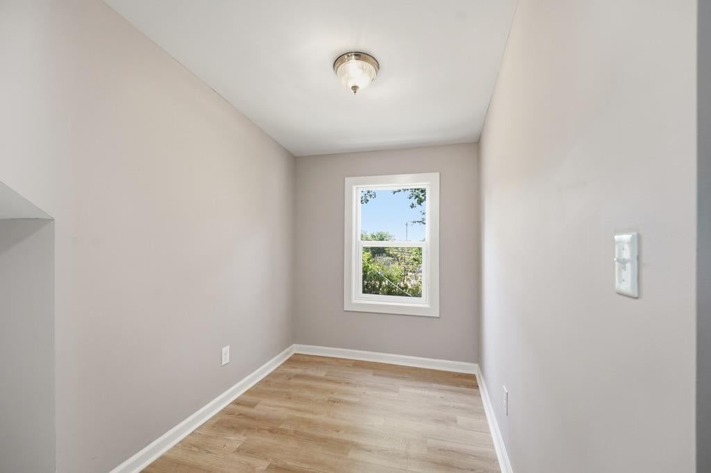 Photo 26 of 46 - 4920 Birch Street, Roeland Park, KS 66205