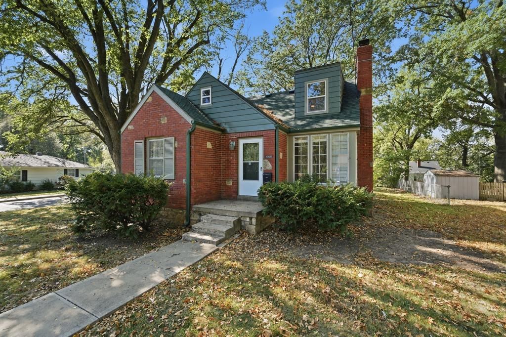 Photo 35 of 46 - 4920 Birch Street, Roeland Park, KS 66205