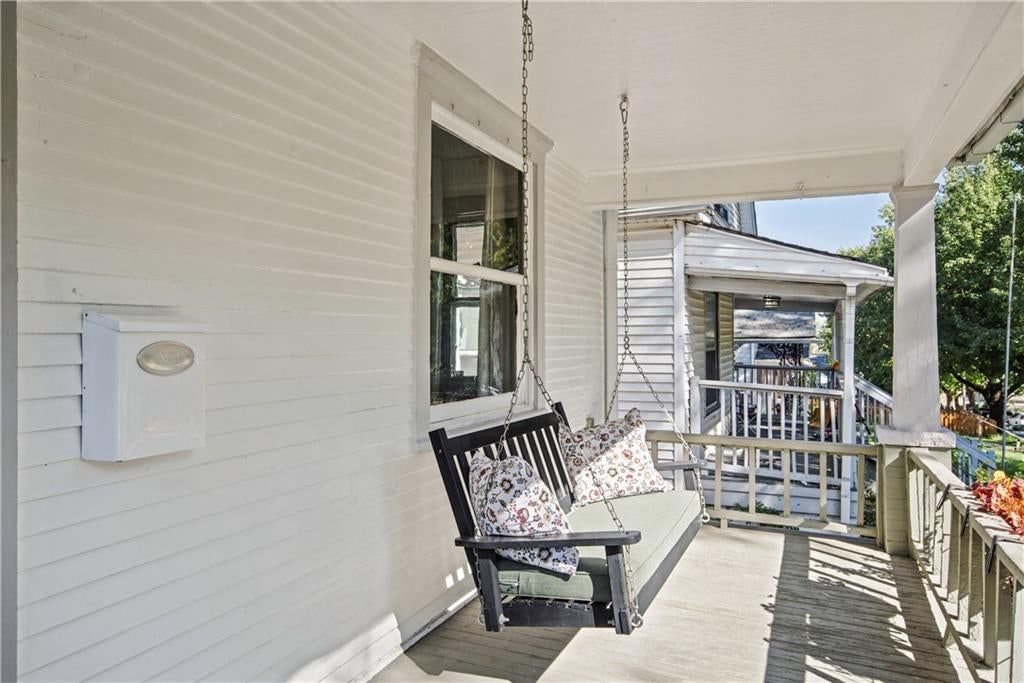 4402 Windsor Avenue, Kansas City, MO: listing photo 2