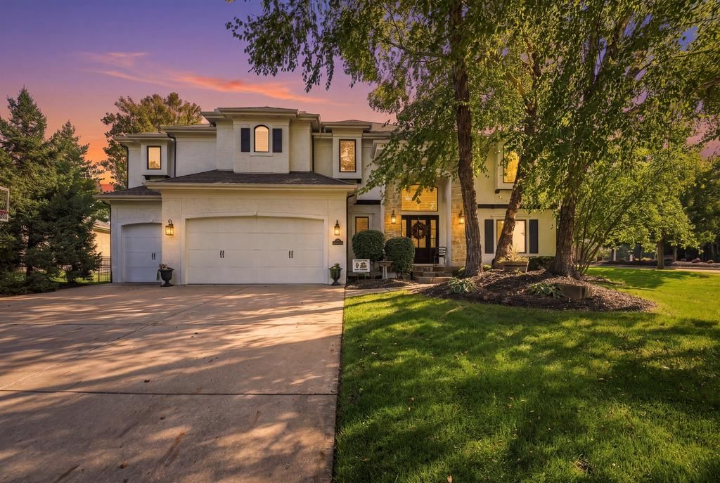 16253 Stearns Street, Overland Park, KS