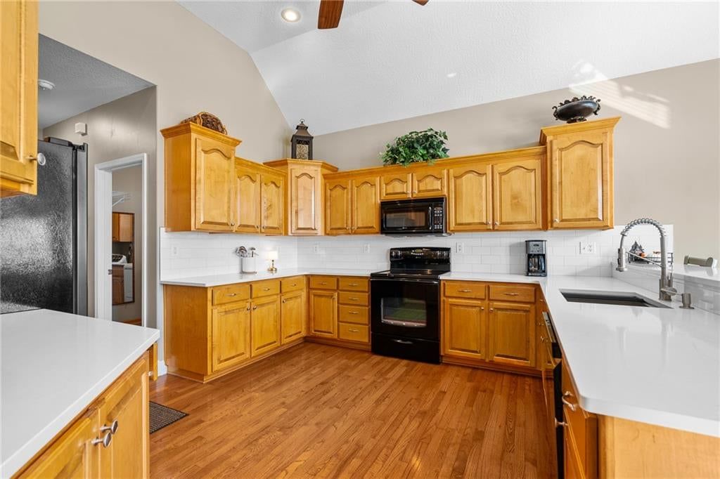 Photo 12 of 62 - 207 Peach Tree Avenue, Lone Jack, MO 64070