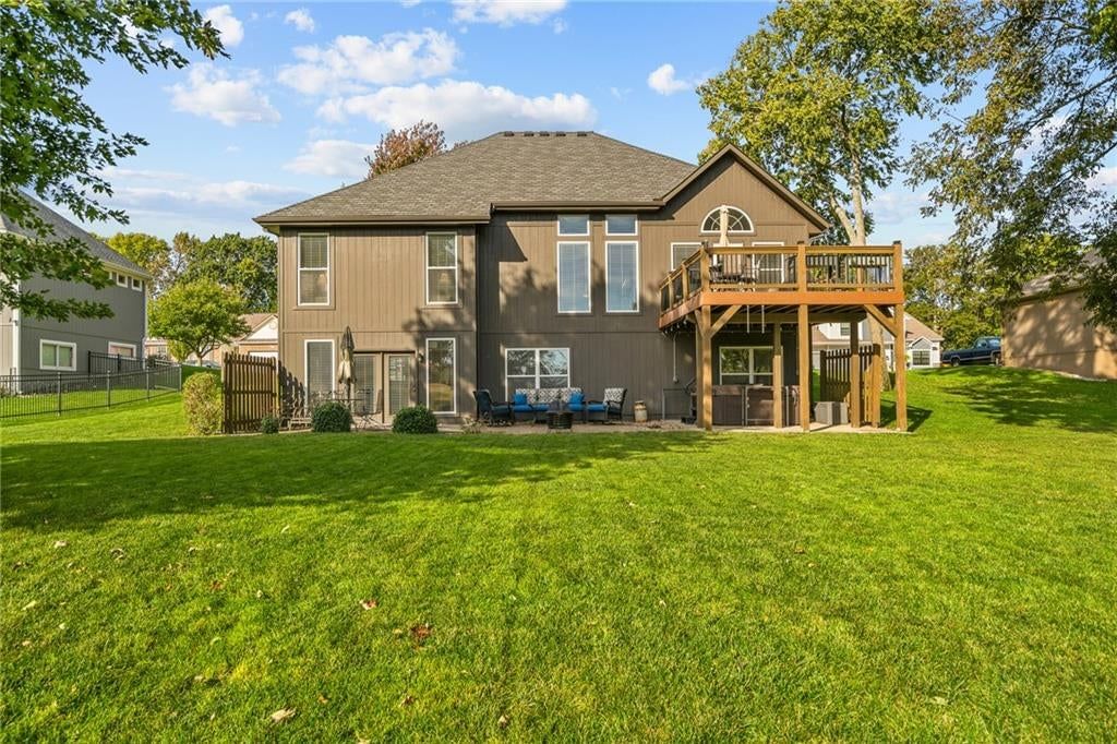 Photo 43 of 62 - 207 Peach Tree Avenue, Lone Jack, MO 64070