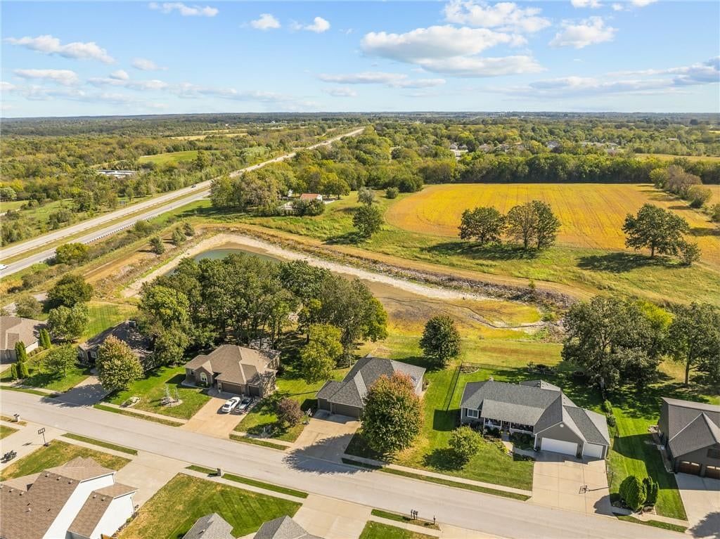 Photo 53 of 62 - 207 Peach Tree Avenue, Lone Jack, MO 64070