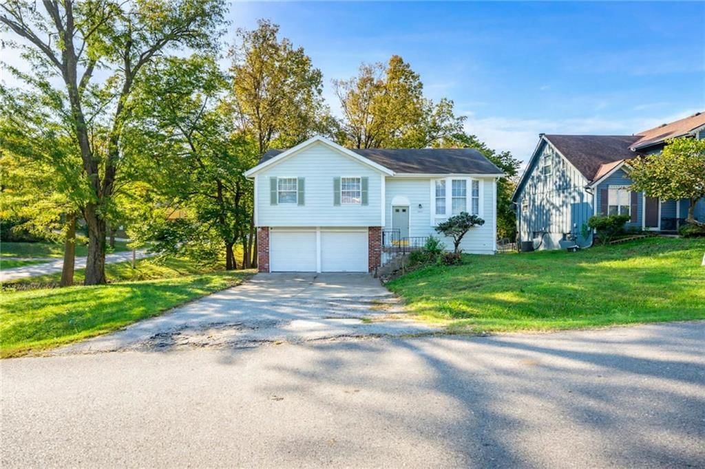 5511 NE 50th Street, Kansas City, MO