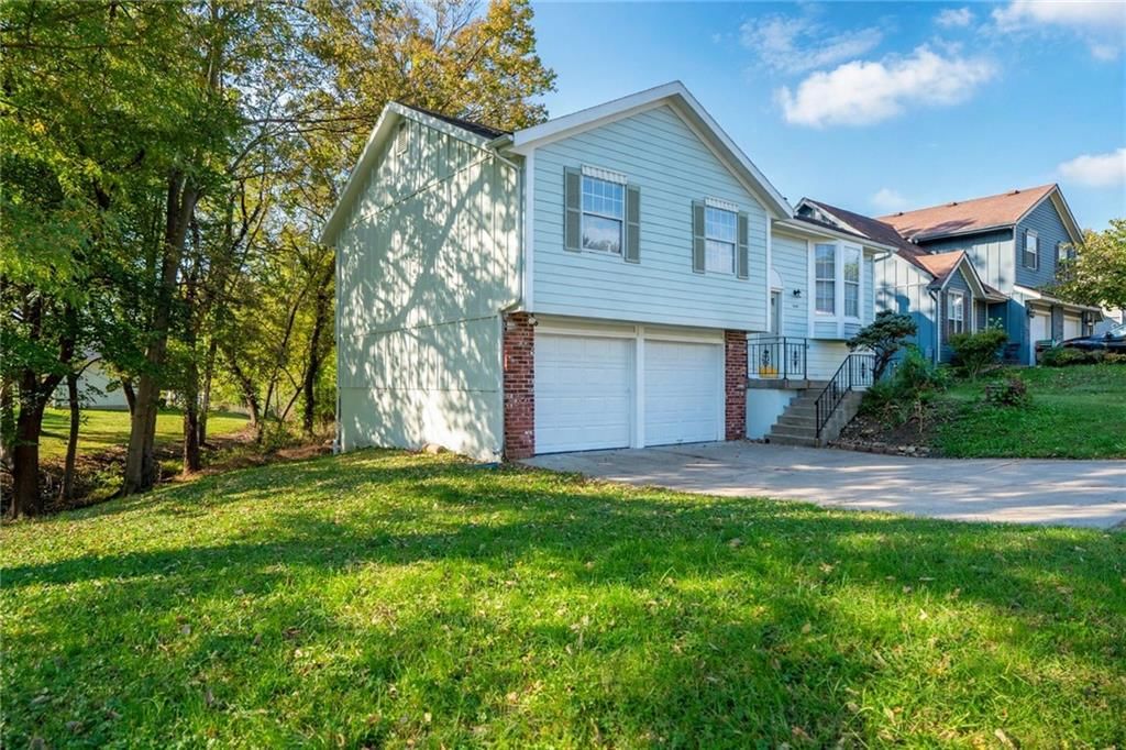 5511 NE 50th Street, Kansas City, MO: listing photo 3