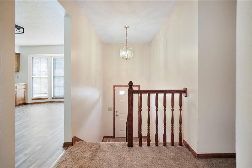 Photo 14 of 30 - 5511 NE 50th Street, Kansas City, MO 64119
