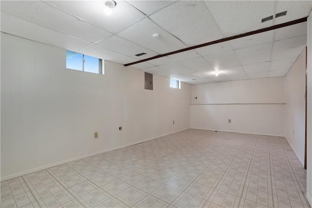 Photo 26 of 30 - 5511 NE 50th Street, Kansas City, MO 64119