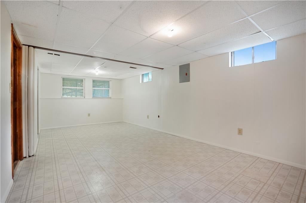 Workshop at 5511 NE 50th Street, Kansas City, MO 64119