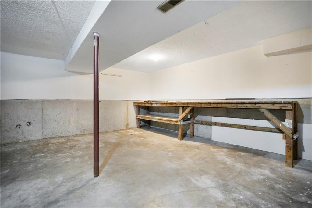 Photo 28 of 30 - 5511 NE 50th Street, Kansas City, MO 64119