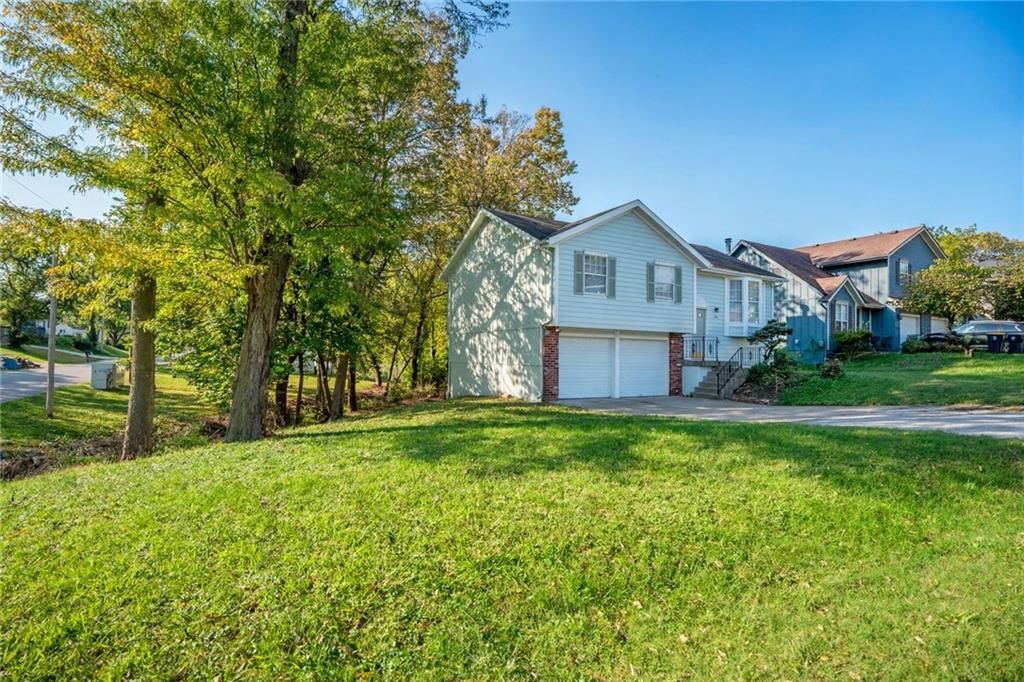 Photo 30 of 30 - 5511 NE 50th Street, Kansas City, MO 64119