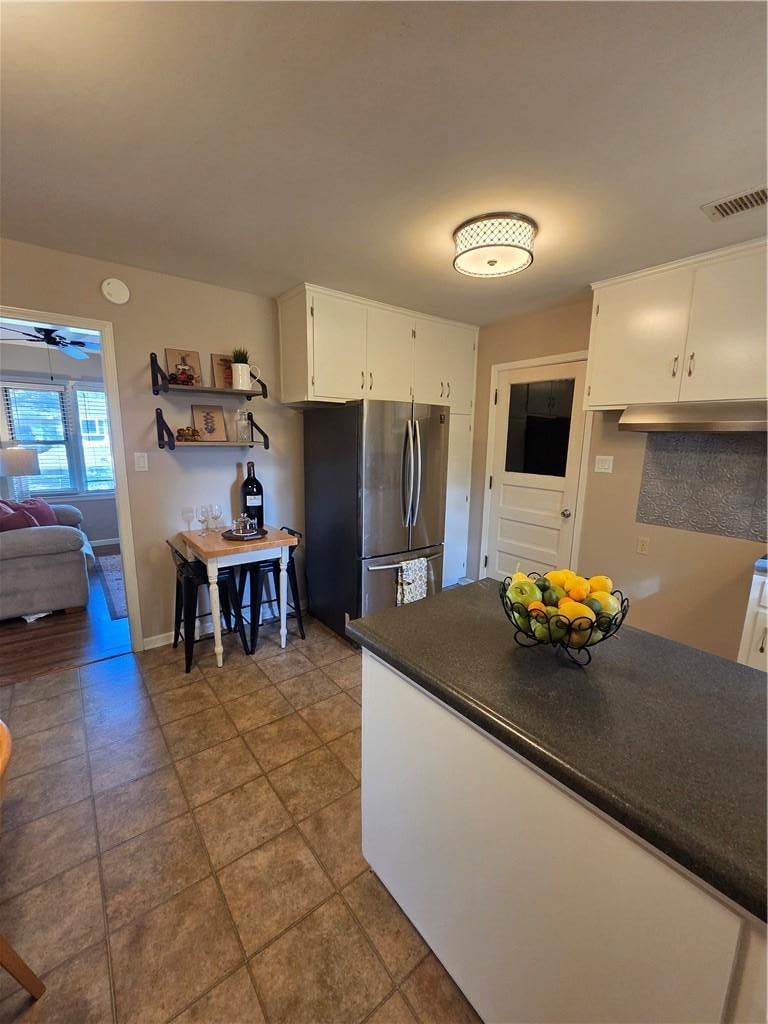 Photo 15 of 15 - 10911 W 56th Street, Shawnee, KS 66203