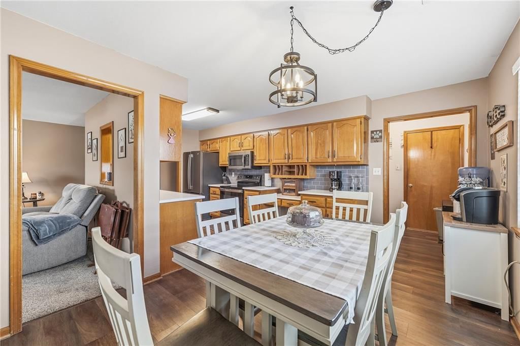 Photo 11 of 26 - 516 SATURN Drive, Raymore, MO 64083